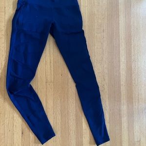 Blue size 8 Lululemon leggings with mesh zig zag front